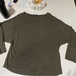 Colette Olive Green 3/4 Sleeve Soft light Sweater.
